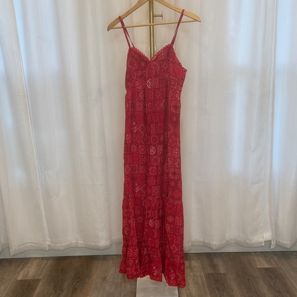 Francesca's Collections Red Patterned Maxi Dress